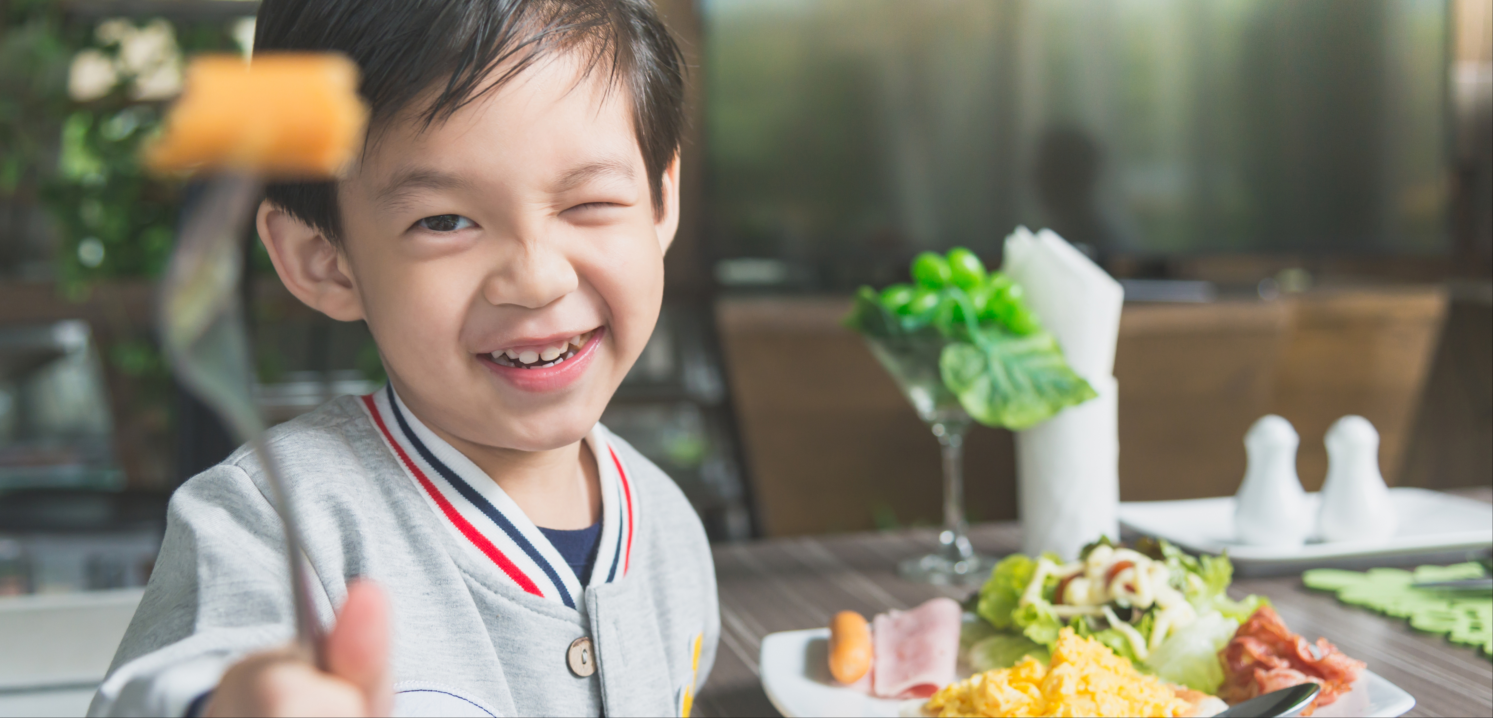 Ide Menu Makan Sehari untuk si Kecil yang Alergi Susu Sapi